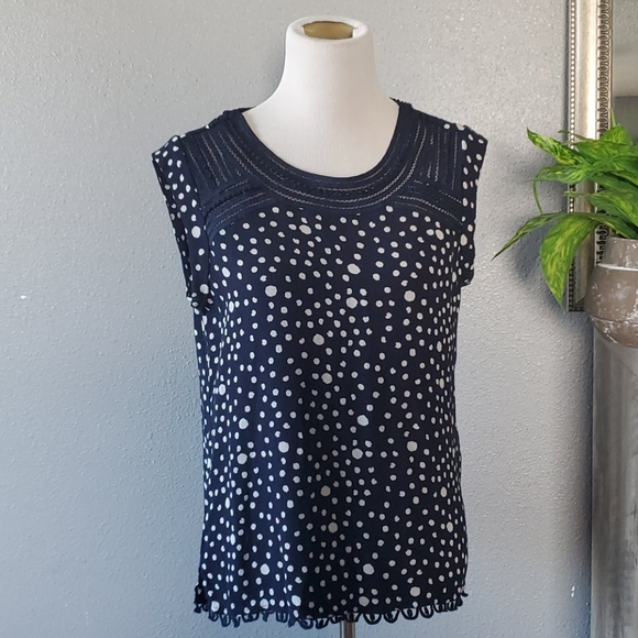 Anthropologie polka dot exposed buttons blouse - Picture 4 of 13